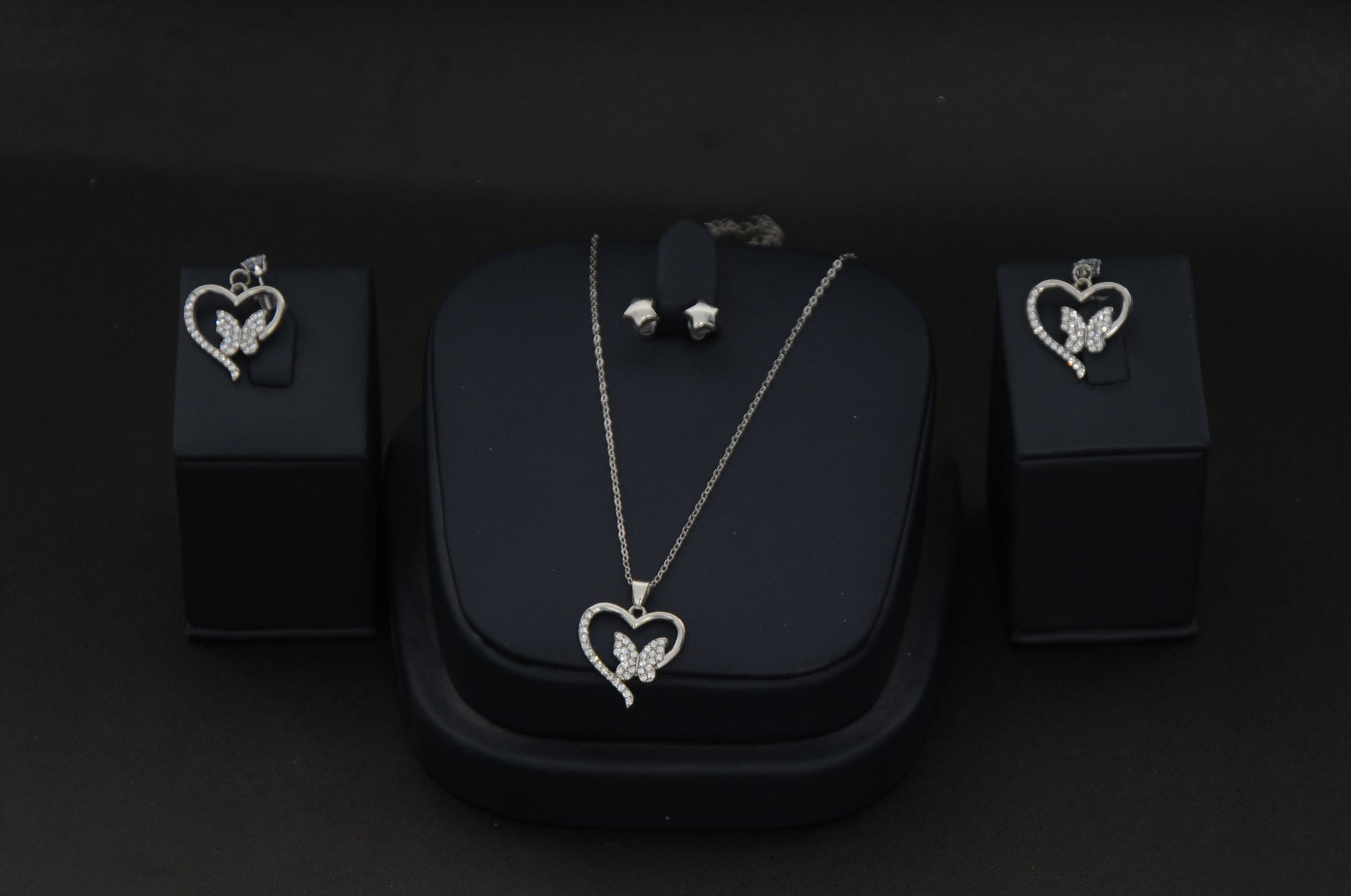 Zircon Heart & Butterfly Necklace & Earrings Set - Silver Tone